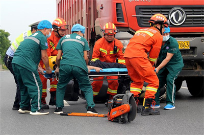 都安沛县道路救援